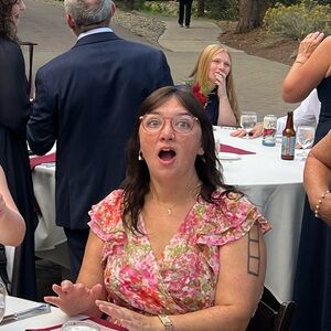 Meet your Posher, Carolyn